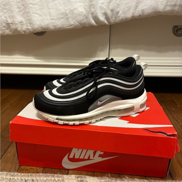 Wmns Air Max 97 'Black Platinum' - Picture 2 of 6